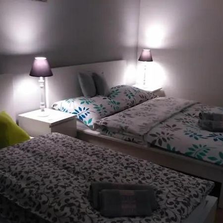 Apartman 404 ياخيموف المظهر الخارجي الصورة